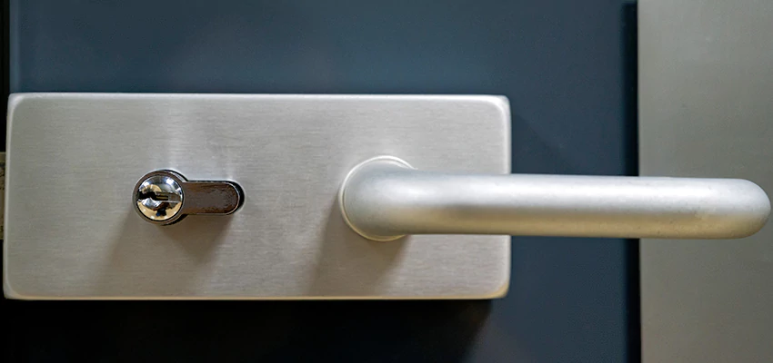 Change Patio Door Locks in Homeland, California