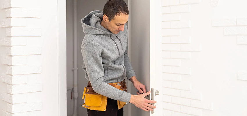 Nighttime Locksmith Near Me in Homeland, CA